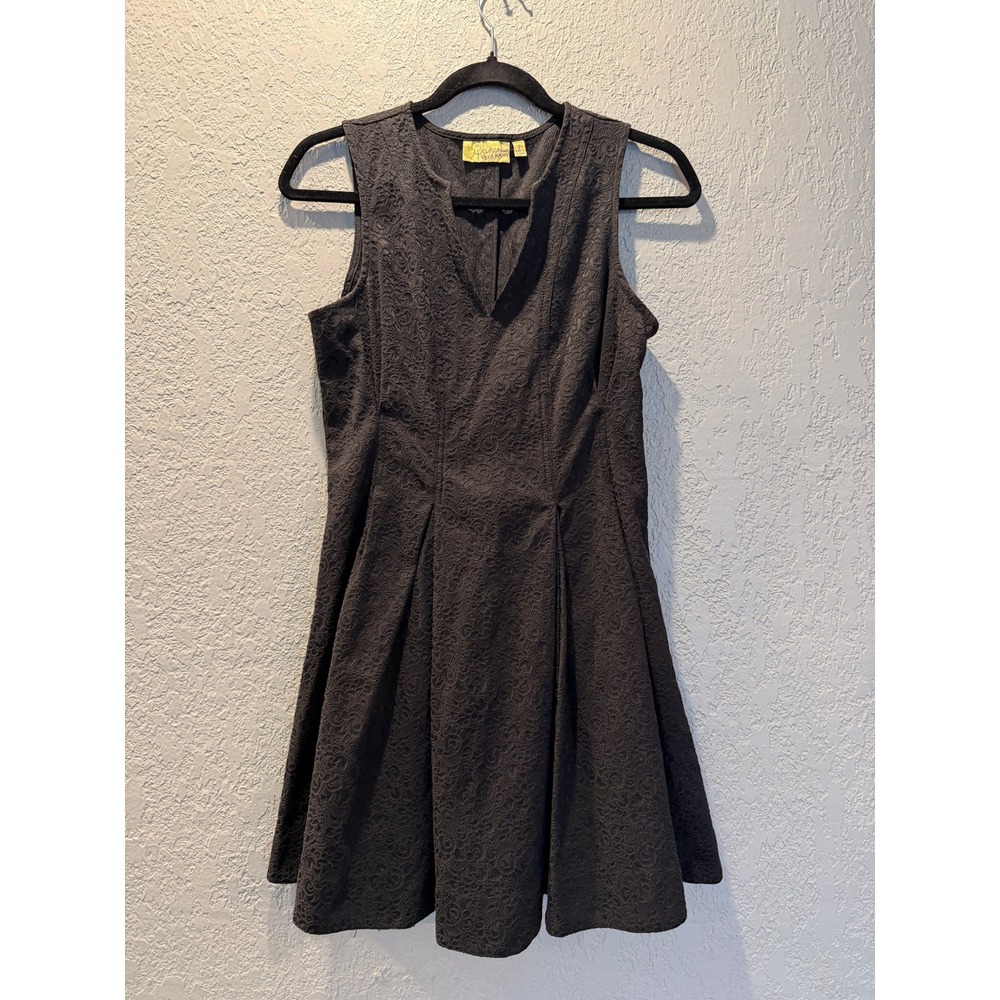 Princess Vera Wang Black Jacquard Fit Flare Dress Size 7 Sleeveless V Neck